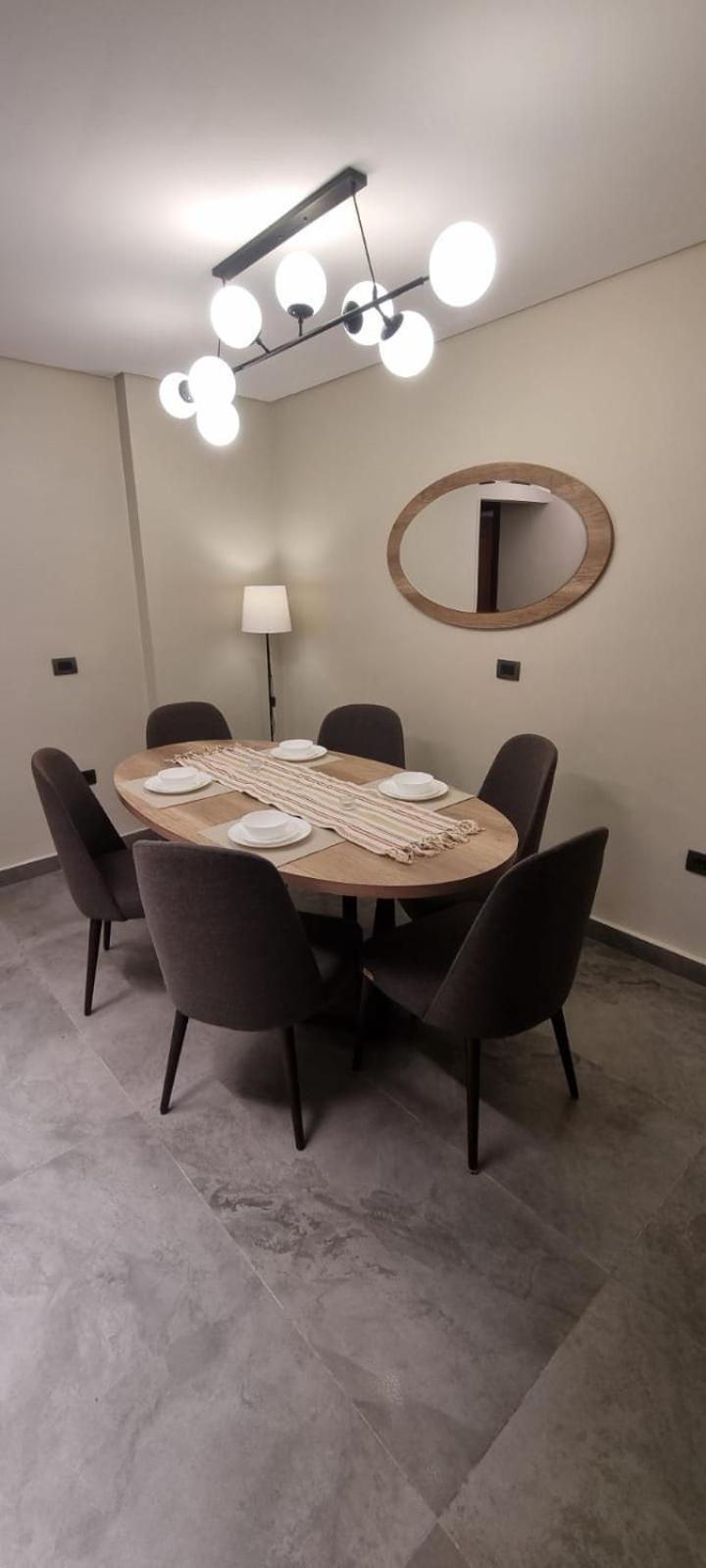 Luxury Apartment El Mohandessen 开罗 外观 照片