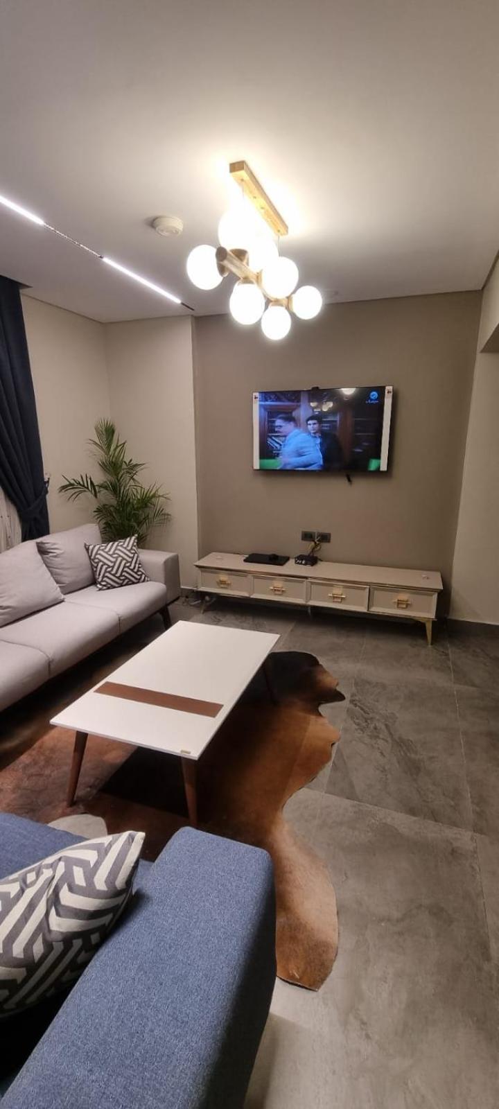 Luxury Apartment El Mohandessen 开罗 外观 照片