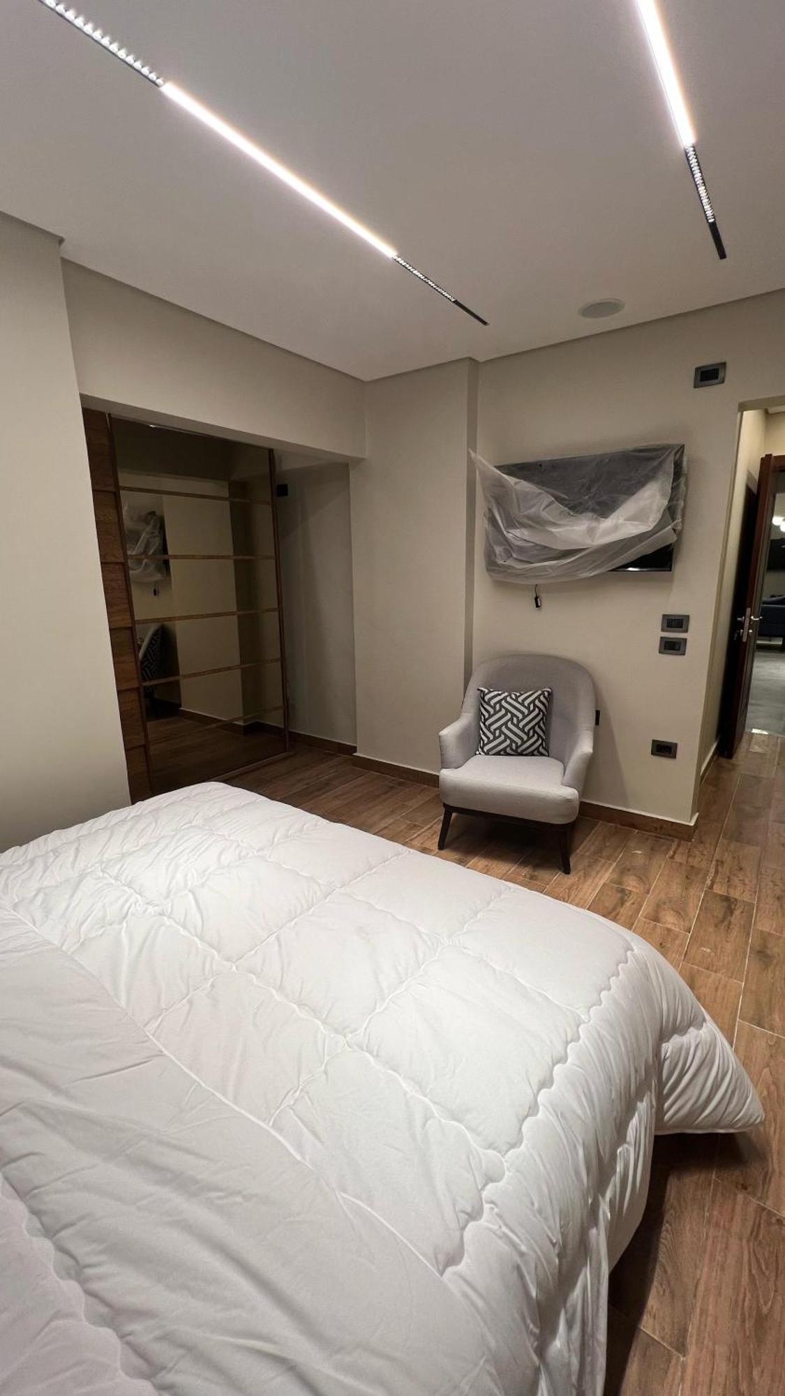 Luxury Apartment El Mohandessen 开罗 外观 照片